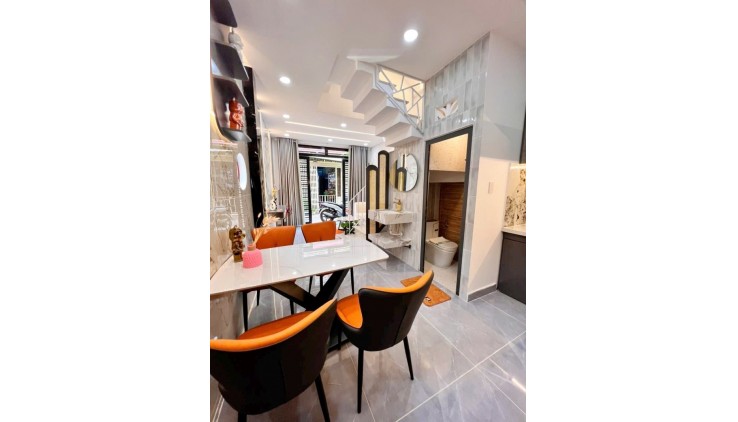 Bán Nhà Dương Quảng Hàm 30m2, Nhà Mới Ở Ngay Nhỉnh 3 Tỉ